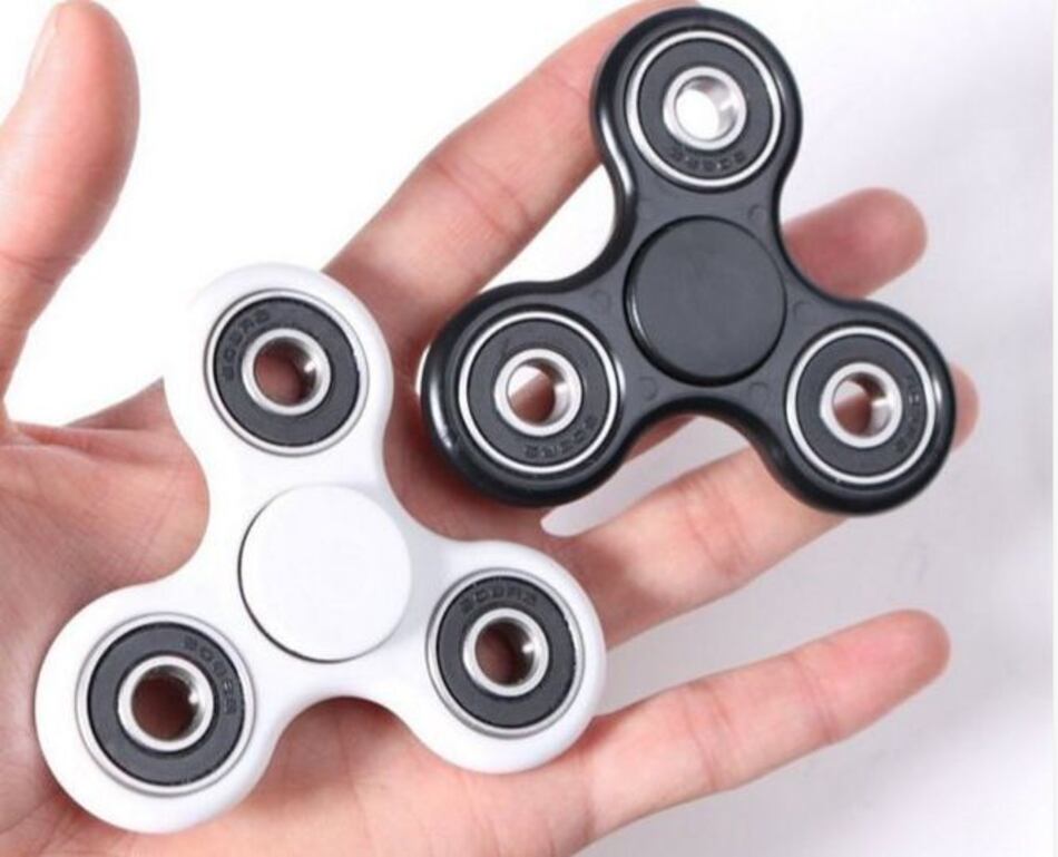 Espadas, drones y 'fidget spinner' están entre los peores juguetes