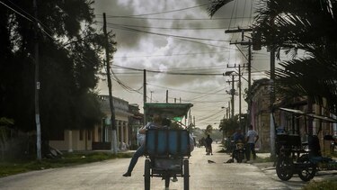 Llega Irma: Cuba evacua, Florida agota provisiones