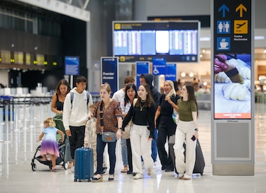 ¿Por qué Panamá perdería competitividad aérea con una tasa de $10 y qué países se beneficiarían?