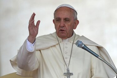El Papa alerta a los futbolistas contra el dios del dinero y la publicidad