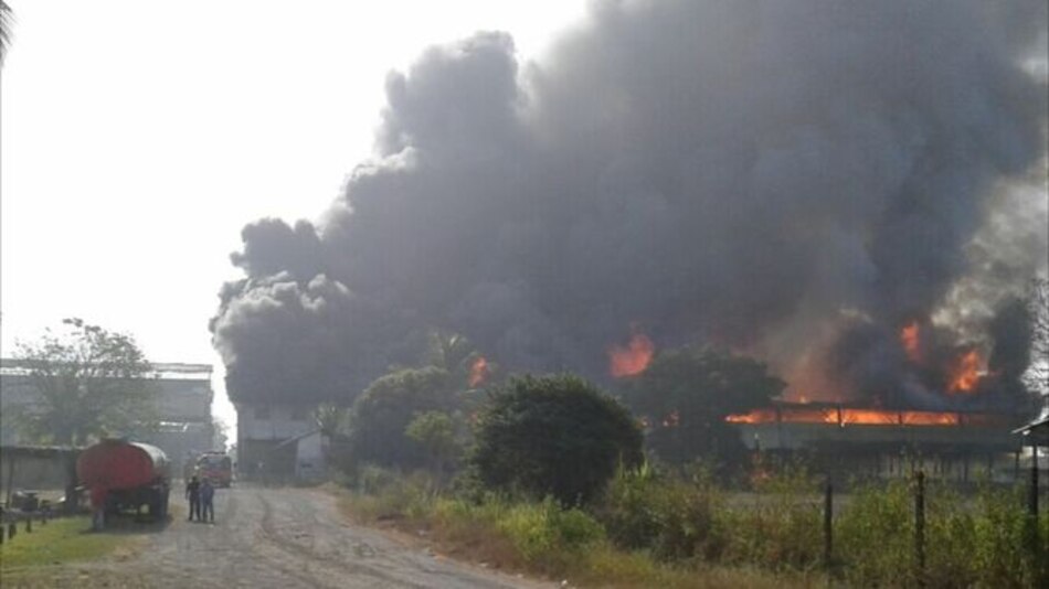 Controlan fuego en antiguos talleres de las bananeras en Barú