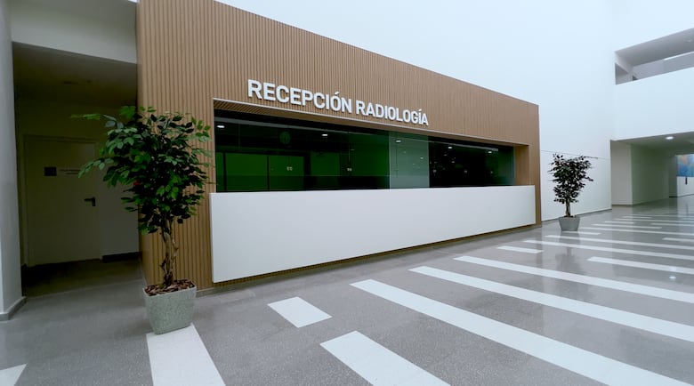 Siguen pendientes los equipos radiológicos en la CSS, pacientes sufren la espera en el Hospital Susana Jones Cano