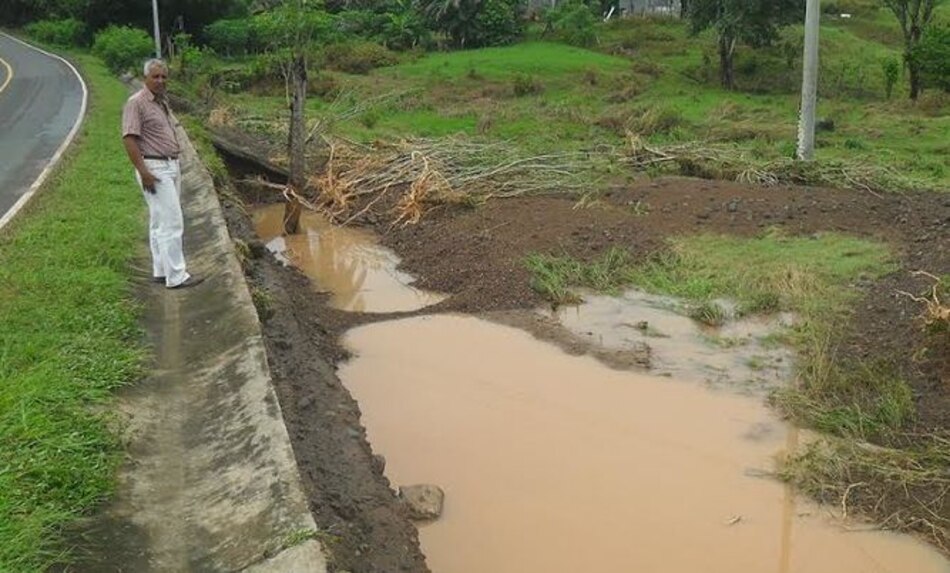 MOP construirá talud en vía dañada por crecida del río Estivaná