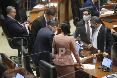 Reformas electorales: Yanibel Ábrego retira polémica propuesta y bancadas presentan modificaciones