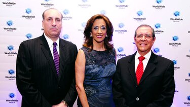Worldwide premia a corredores de seguros