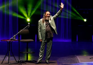 ‘El Cigala’ vuelve a cantarle a una encandilada Bogotá
