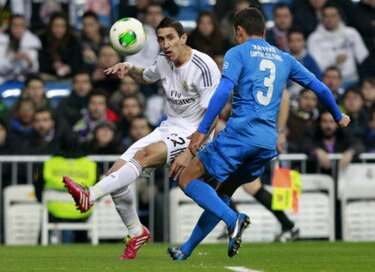Real Madrid avanza en la Copa del Rey sin sudar; Racing da sorpresa