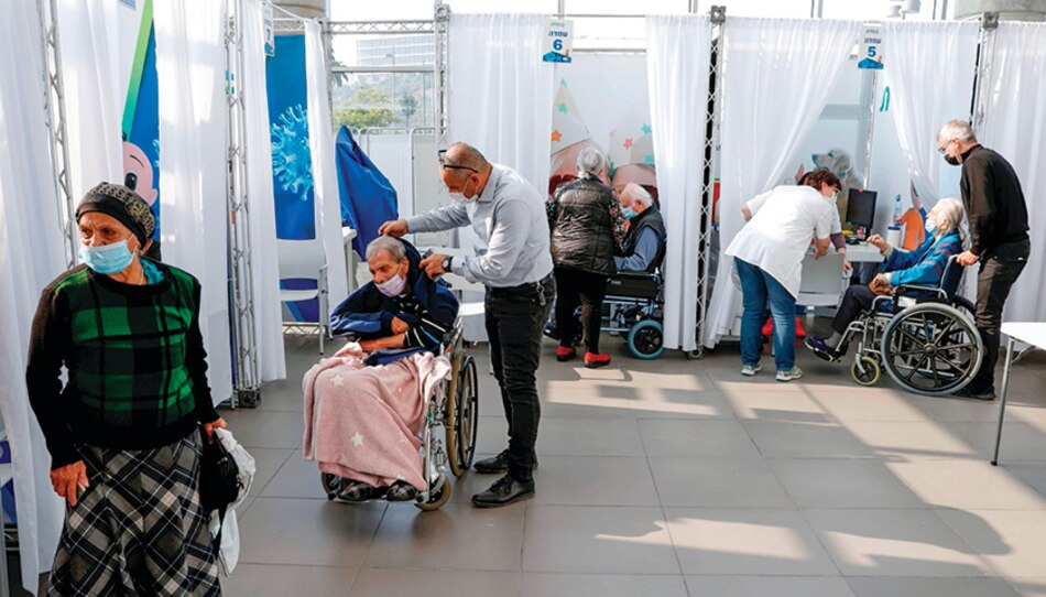 Masiva jornada de vacunación Israel, a toda marcha