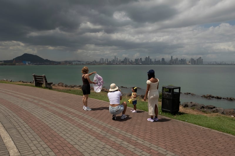 Golpes de calor y deshidratación: la advertencia del Minsa ante altas temperaturas