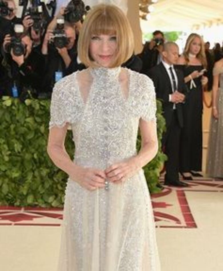 Vírgenes, ángeles y papisas en la célebre gala del Met en Nueva York