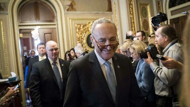 Senado de Estados Unidos logra acuerdo para reabrir el gobierno federal