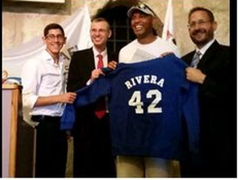 Mariano Rivera, de visita por Israel