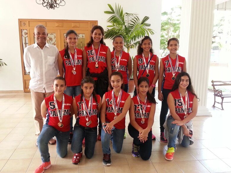 La última canasta del olímpico panameño Davis Peralta