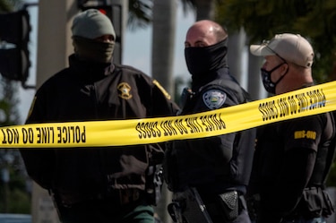 Un guardia evitó una matanza en la Universidad Edward Water a manos del autor de tiroteo en Florida