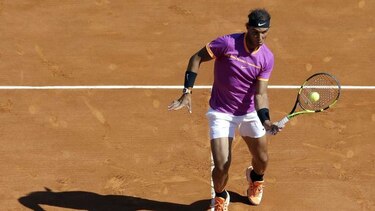 Postergan debut de Rafael Nadal en Madrid