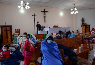 Vía Chiriquí-Bocas mantiene al menos 15 derrumbes; hay más de 2 mil personas en refugios