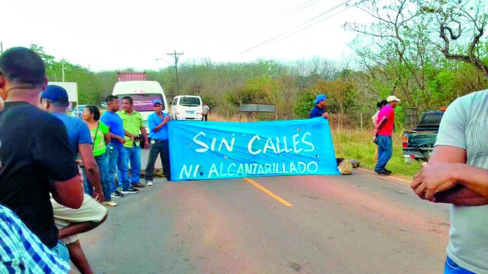 Molestia en La Pintada por obras de alcantarillado