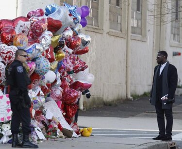 Comienzan los funerales de Whitney Houston