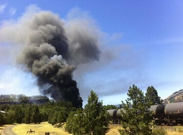 Descarrilamiento en Oregon provoca incendio