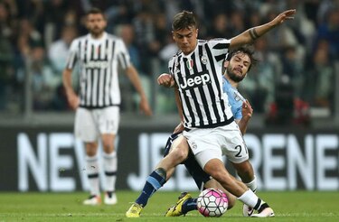 Juventus vence 3-0 al Lazio con doblete del argentino Dybala