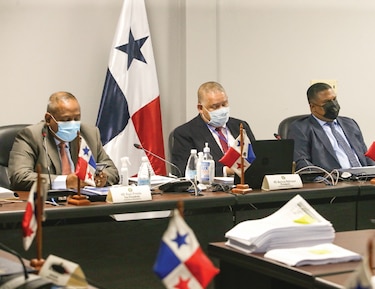 Asamblea pedirá replantear fondos de varias entidades