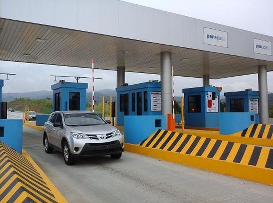 Calcomanías para transitar por los corredores Norte y Sur dejarán de ser gratis; ahora costarán 10 dólares