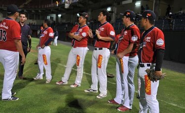 Peloteros piden destitución del director del equipo de béisbol de Veraguas