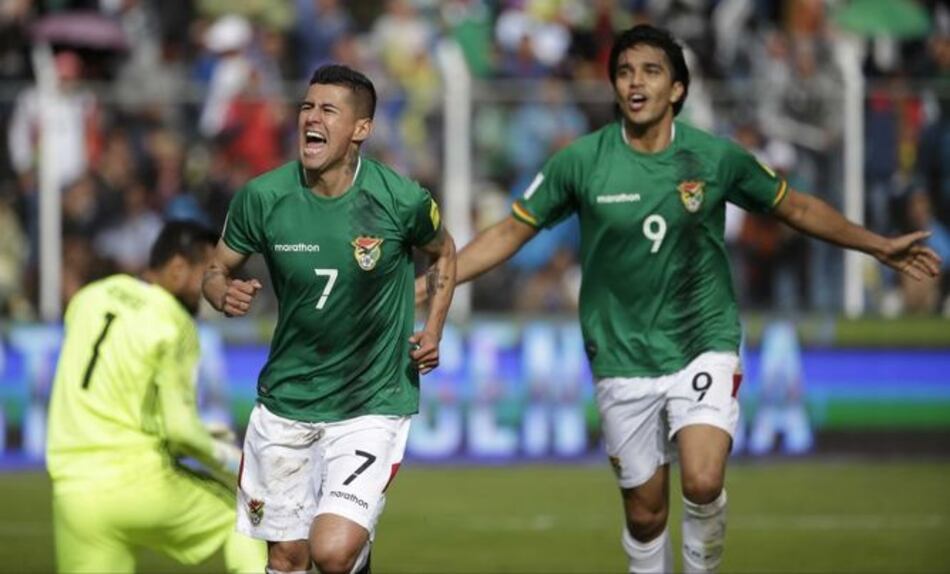 Bolivia derrota 2-0 a Argentina sin Messi