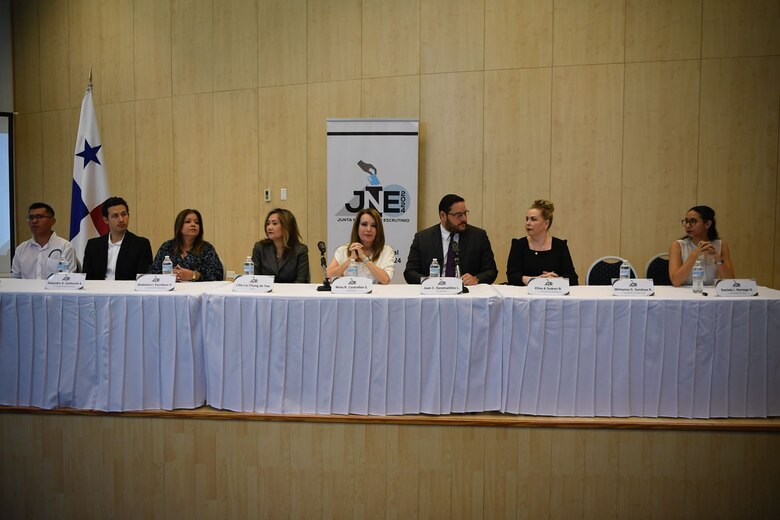 Los rostros detrás del proceso electoral: la Junta Nacional de Escrutinio se presenta al público