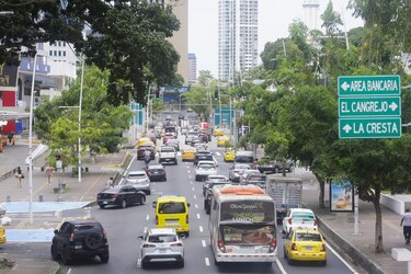 La actividad económica de Panamá crece un 2.95% interanual a mayo de 2025