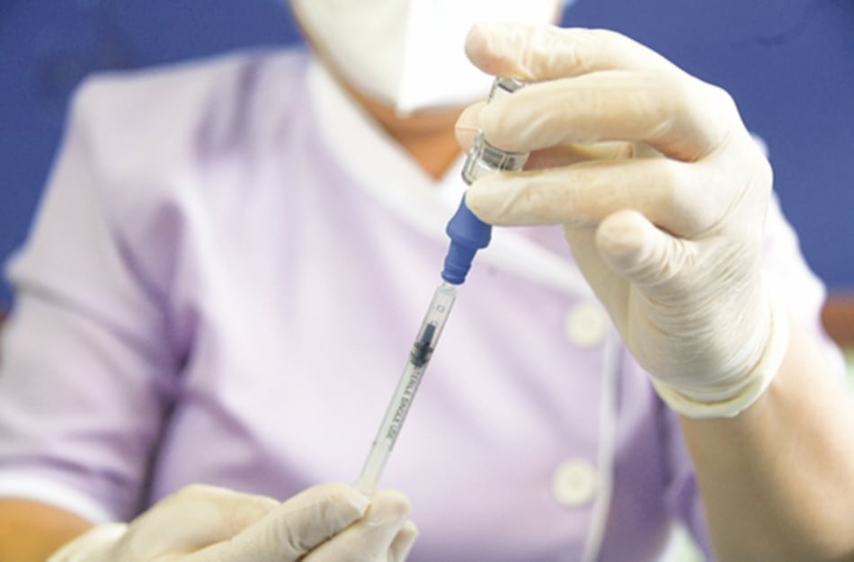 El 66% de la población ha recibido al menos una dosis de la vacuna anticovid