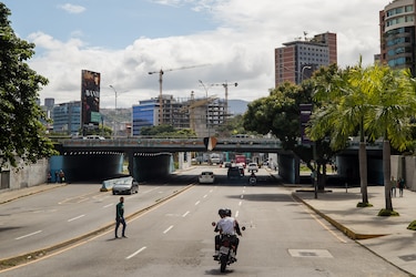 Venezuela espera que se dinamice la construcción