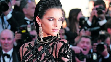 Kendall Jenner, ‘diosa gótica’ en campaña de moda