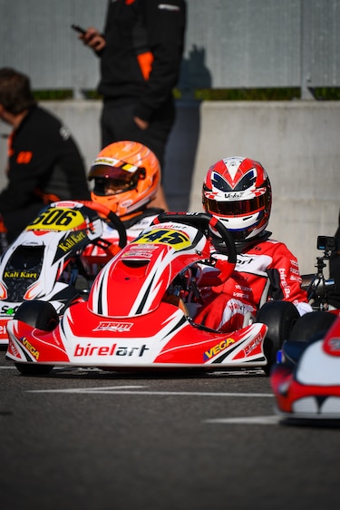 Axel Gómez Jr. destaca en WSK Master Series en Europa