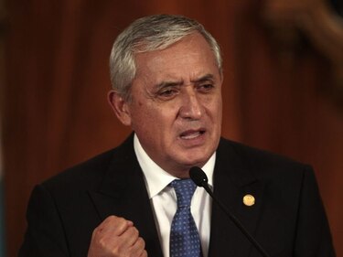 Sin inmunidad, la fiscalía acecha al presidente de Guatemala