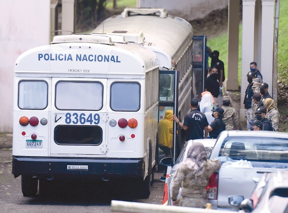 Droga, un ‘caleto’ y funcionarios vinculados