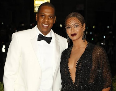 Hermana de Beyoncé golpea a Jay Z en ascensor