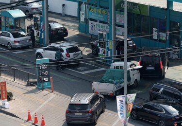 El petróleo de Texas baja un 11.4% con la vista puesta en Irán