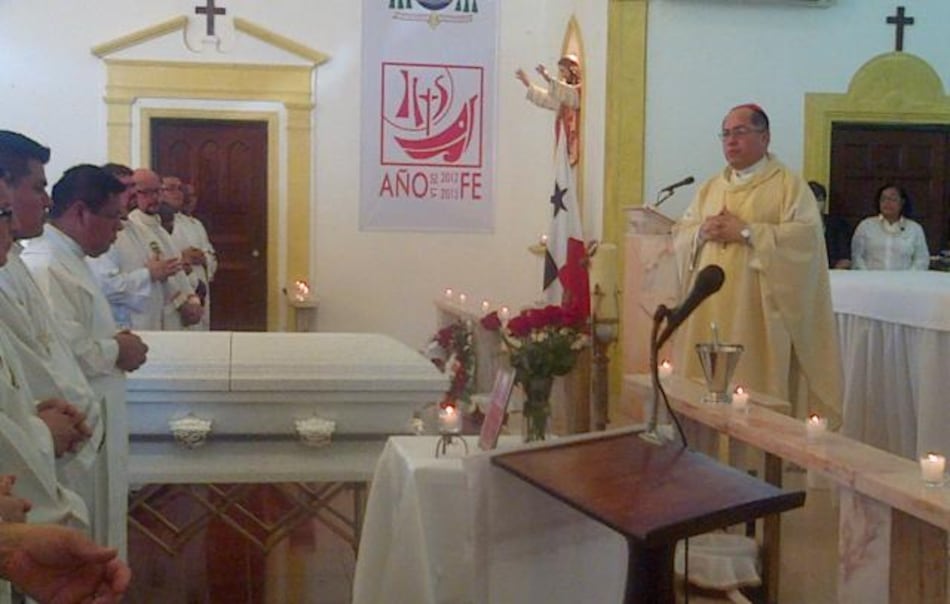 Último adiós al padre de origen español Aníbal Gómez