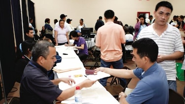 Servicio Nacional de Migración: se respetará a extranjeros con regularización extraordinaria