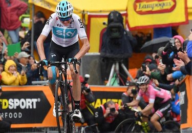 Froome resurge; Yates amplía liderato