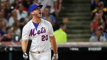 Pete Alonso regresa con los Mets por dos temporadas y 54 millones de dólares