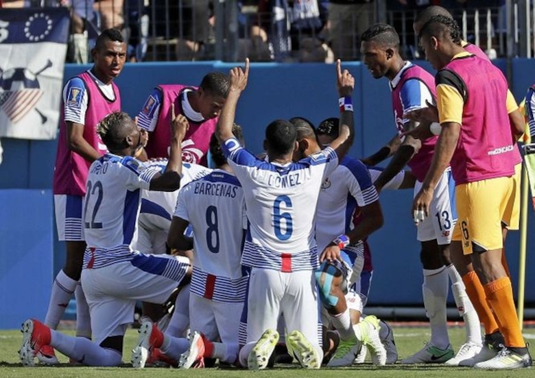 Panamá empata 1-1 ante Estados Unidos