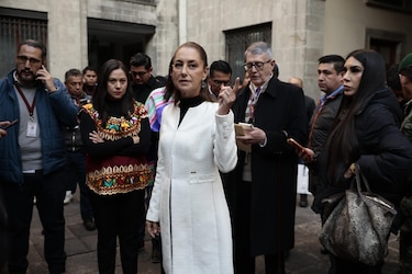 Un fuerte sismo de magnitud 6.5 sacude el centro de México