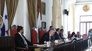 Alcalde Fábrega se compromete restituir ayuda a fundaciones, si mejoran las finanzas