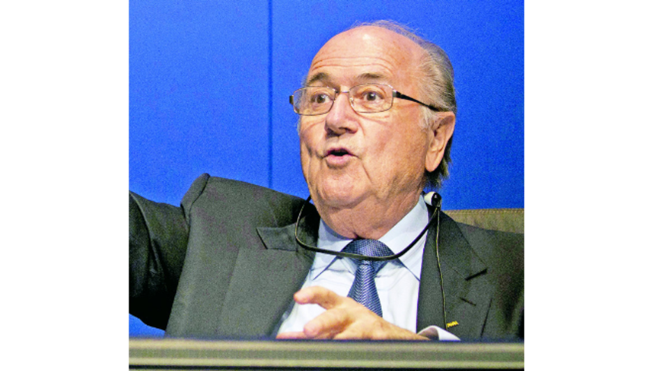 FIFA le pagó a Blatter 3.76 millones en 2015