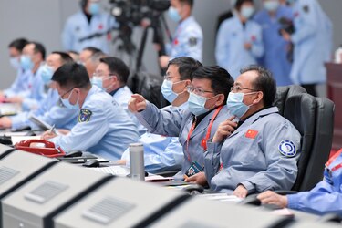 Sonda china viaja de regreso a la Tierra tras su misión en la Luna