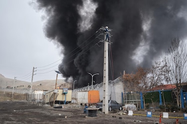 Irán advierte a Donald Trump que si sigue la guerra no se podrá vender petróleo ni producirlo