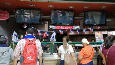 Comercios a oscuras, falta de agua y sin Metro, las secuelas del apagón