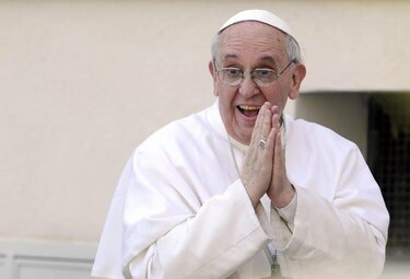 El papa pide esfuerzos para 'que todas las familias puedan tener una casa'